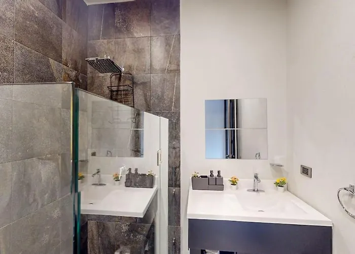 Сasa de vacaciones Gorgeous Dog-friendly With Balcony, Open Layout, Heated Pool, & Ac *